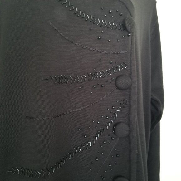 Black Blouse with Beaded Design Lightweight Acrylic Plus 3X - Picture 3 of 13